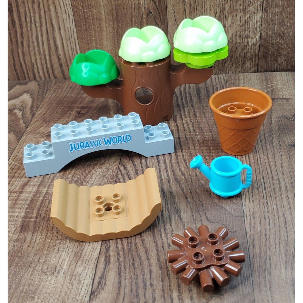 Lego Duplo Treehouse Fire Pit Bridge Waffle Cone Planter Jurrasic Lot of 10 Part